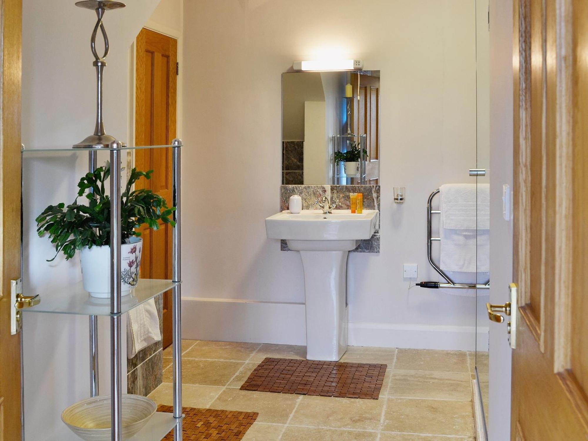 The Coach House - 24439 Villa Bodmin Bagian luar foto